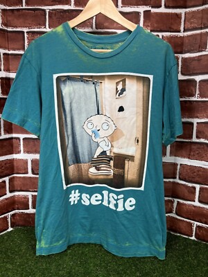 Family Guy Stewie Bathroom #Selfie Graphic Tee Seth MacFarlane T-Shirt Size M