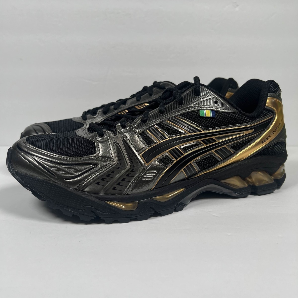 ASICS GEL-KAYANO 14 × Ayrton Senna 28cm ASICS x Ayrton Senna GEL-Kayano 14 | Legendary Driver Shoes