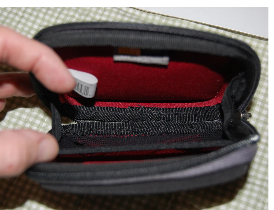 PROTECTIVE Hard Case for GPS Garmin 3.5 inch NEW Case Logic BLACK - Image 3 of 3