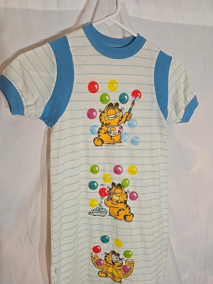 1978 Child's Nightgown GARFIELD the Cat Night Shirt by Jim Davis size 14 - Image 2 of 4