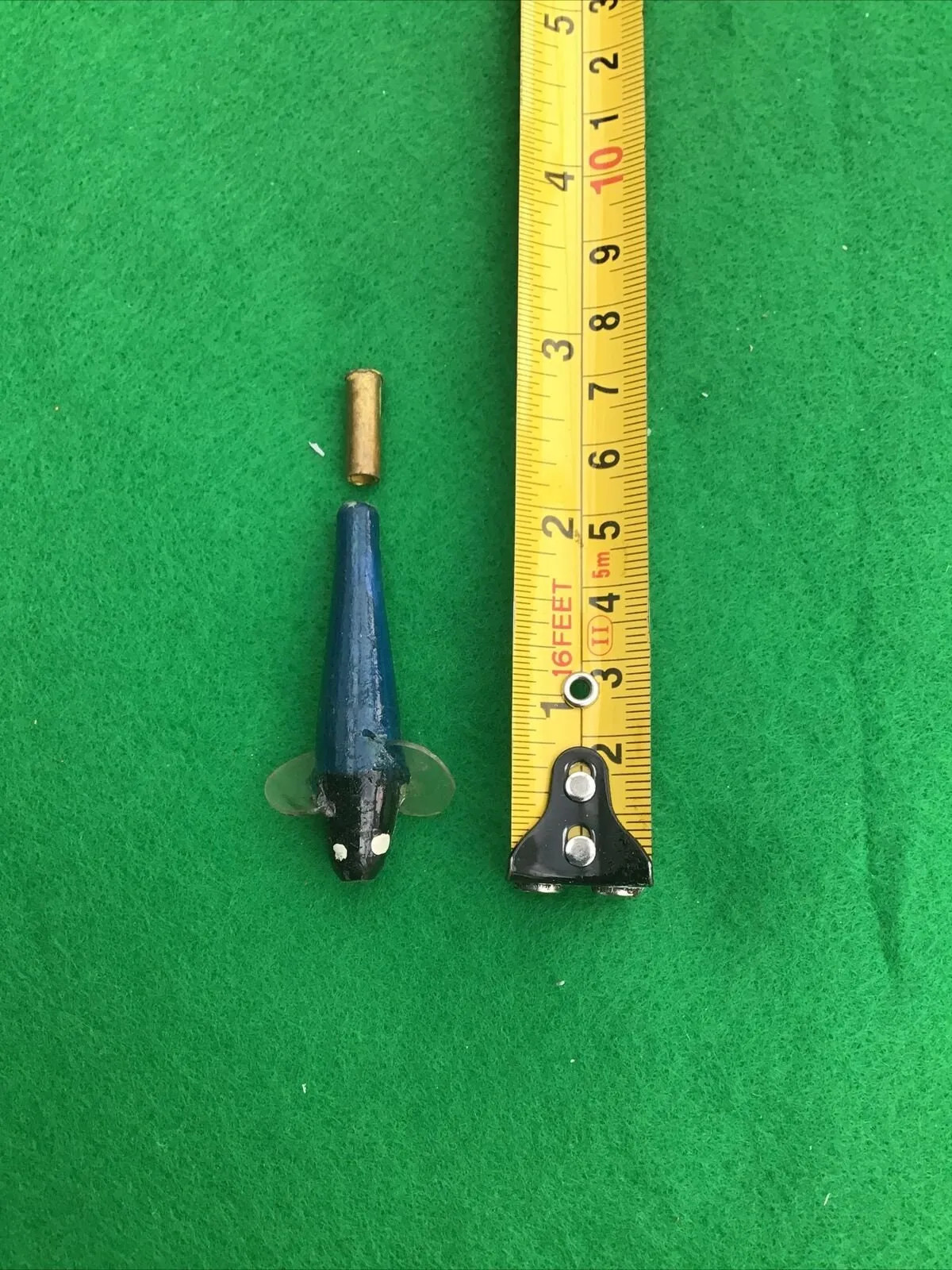 Vintage Hand Painted Set Of Five-Fishing Hooks.  Minnow Wooden Spinners In Box - Image 5