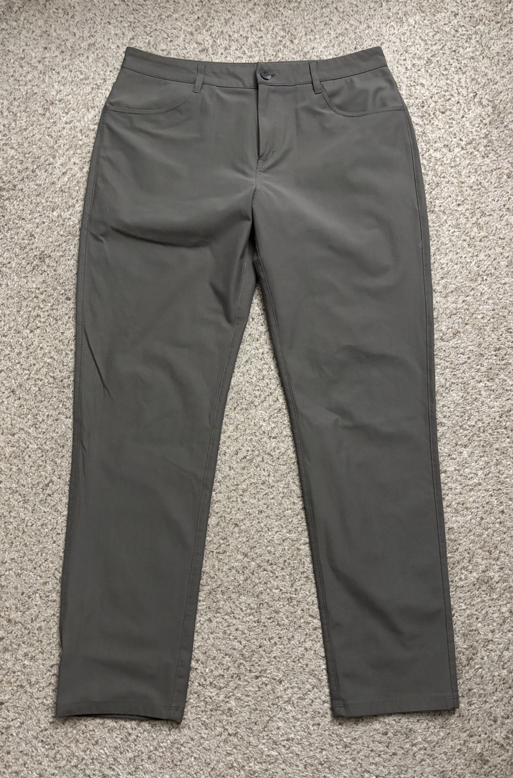 Vuori Pant Mens Size 33x30 Gray Vuori Meta Pant Athletic Slim Fit Stretch