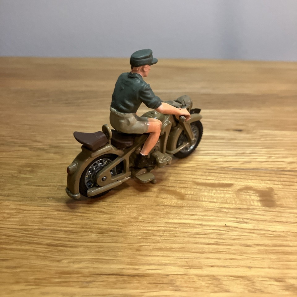 Figurine Britains 9694 Afrika Korps Dispatch Rider - Politoys NEUF Jamais Déballé