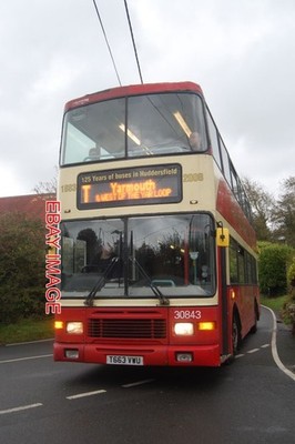FOTOBUS T663 VWU AT MOONS HILL TOTLAND BAY YORKSHIRE RIDER T663 VWU AT MOONS