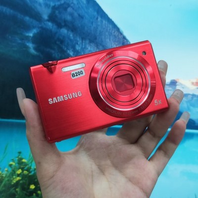 Samsung MV800 Digital Camera Selfie Flip-out Vlog 5x Zoom 16.1MP