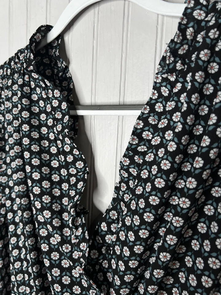 Macacão Max Studio Feminino 2X Preto Azul-petróleo Floral Decote V Cintura Bata NOVO $128 - Imagem 4 de 4