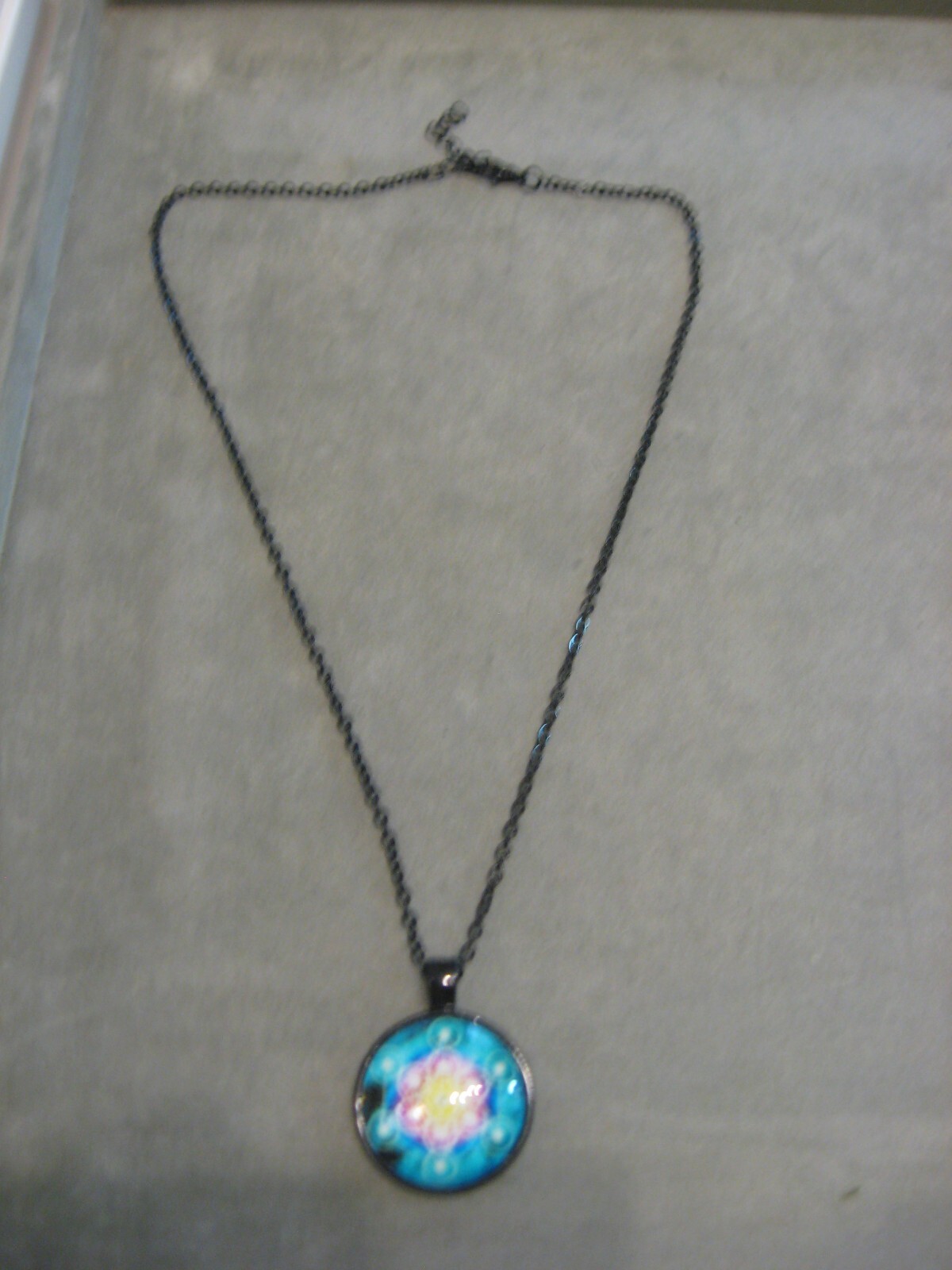 Modechmuck- Metathron-Würfel-Amulett - Anhänger - Metallgliederkette