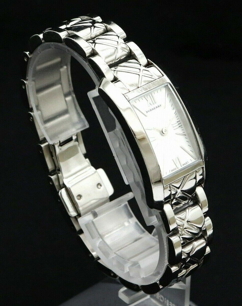 NEW BURBERRY SILVER TONE,STAINLESS STEEL,ROMAN NUMERALS NEW BURBERRY SILVER TONE,STAINLESS STEEL,ROMAN NUMERALS