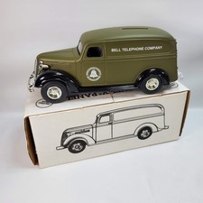 ERTL 1938 Chevy Panel Truck Die-Cast Bank 1/25 Scale Bell Telephone Logo Green