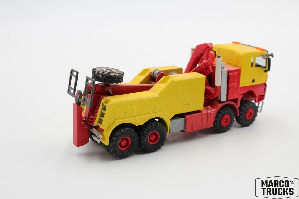 Herpa MAN TGX XLX tow truck wrecker 8x4 custom-built 1:87 /H25586 - Image 2 of 2
