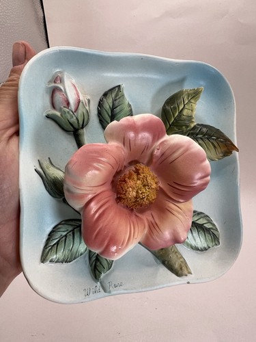Appendiabiti da parete Napco vintage 3D in ceramica rosa selvatica piatto da appendere - Foto 3 di 21