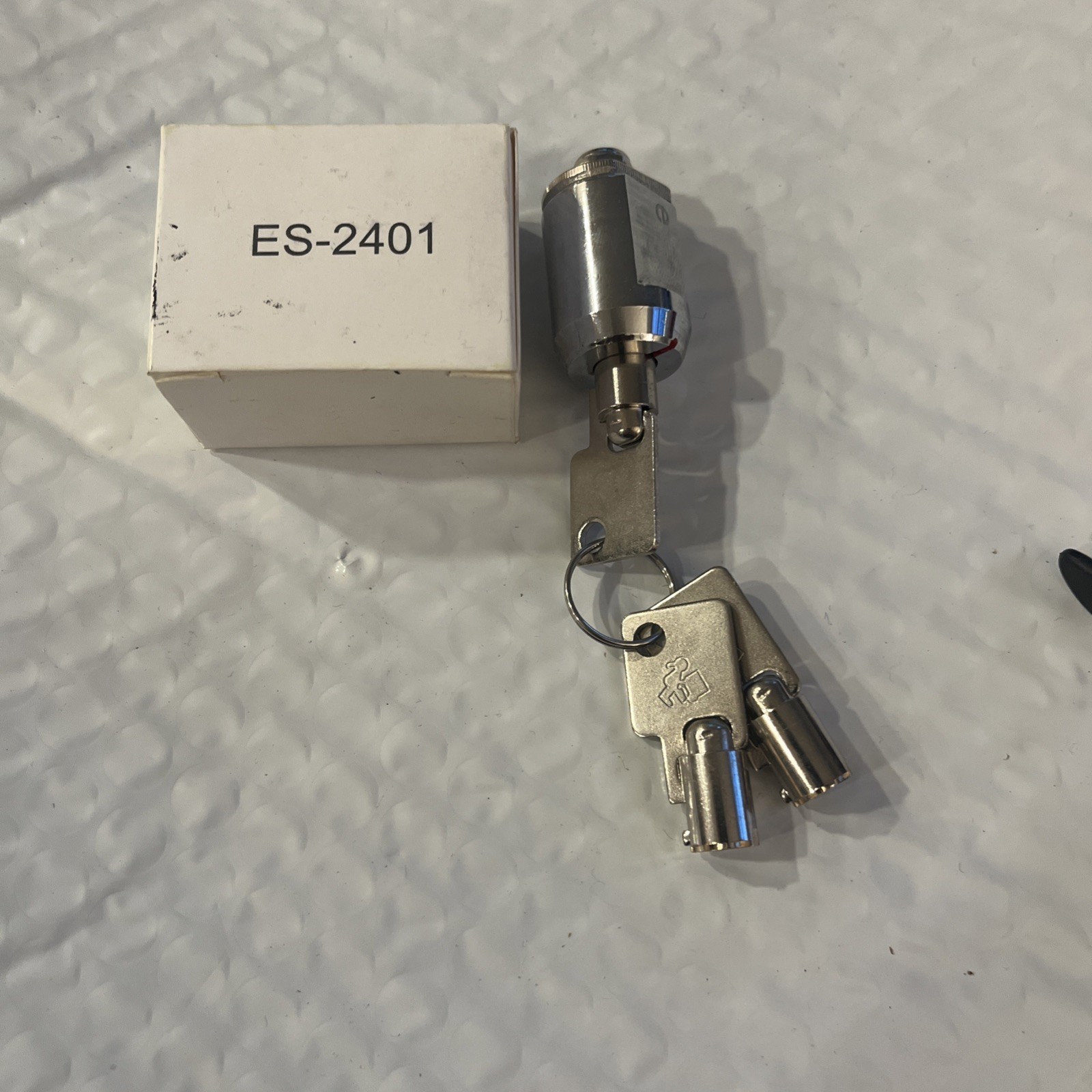 Extra Space Storage Cylinder Lock ES-2401 Weather Resistant With 3 Keys
