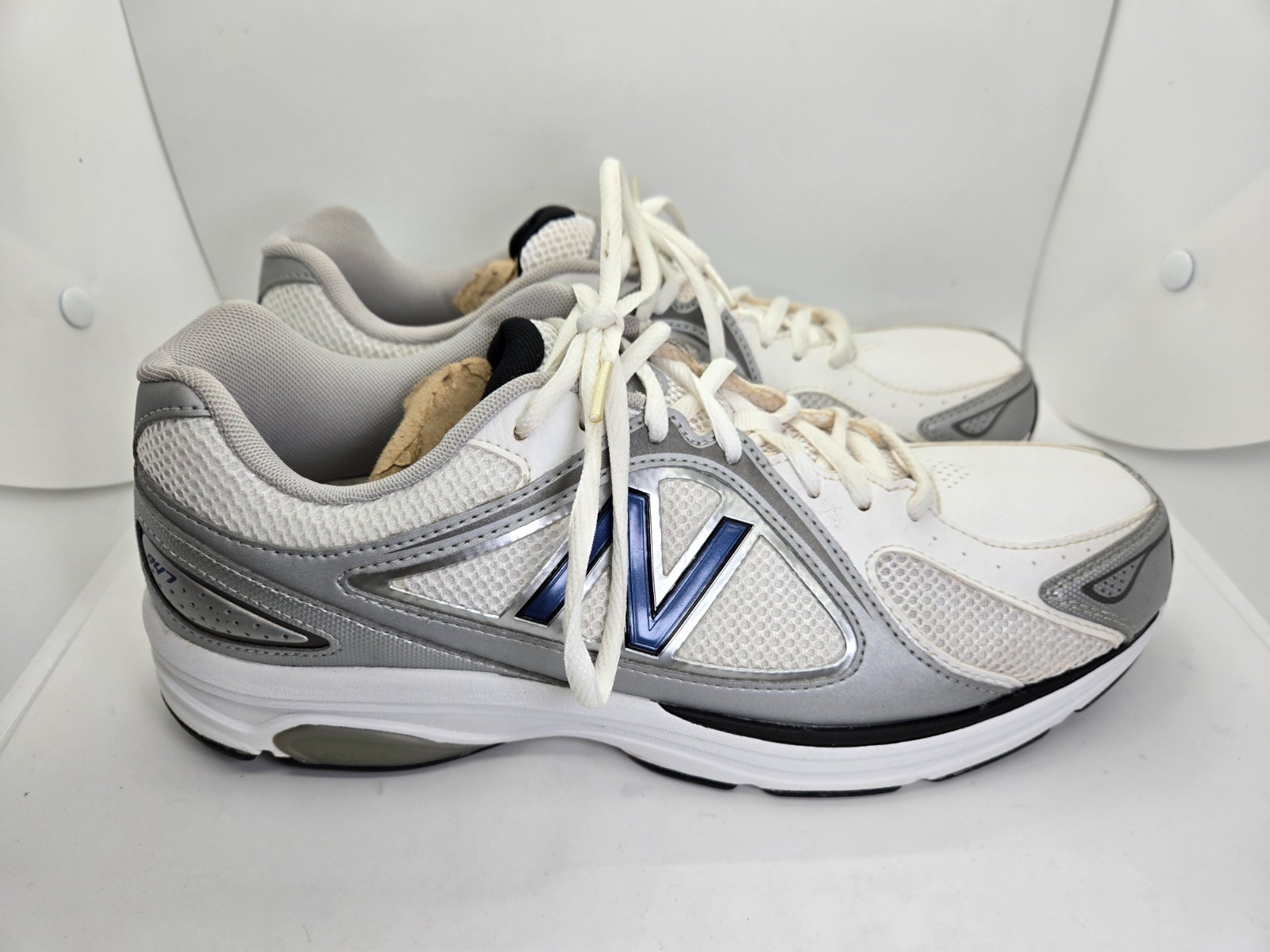 New Balance 847 Shoes Men’s 11 D White Athletic Walking Running Rollbar Sneakers New Balance 847 Shoes Men’s 11 D White Athletic Walking Running Rollbar Sneakers