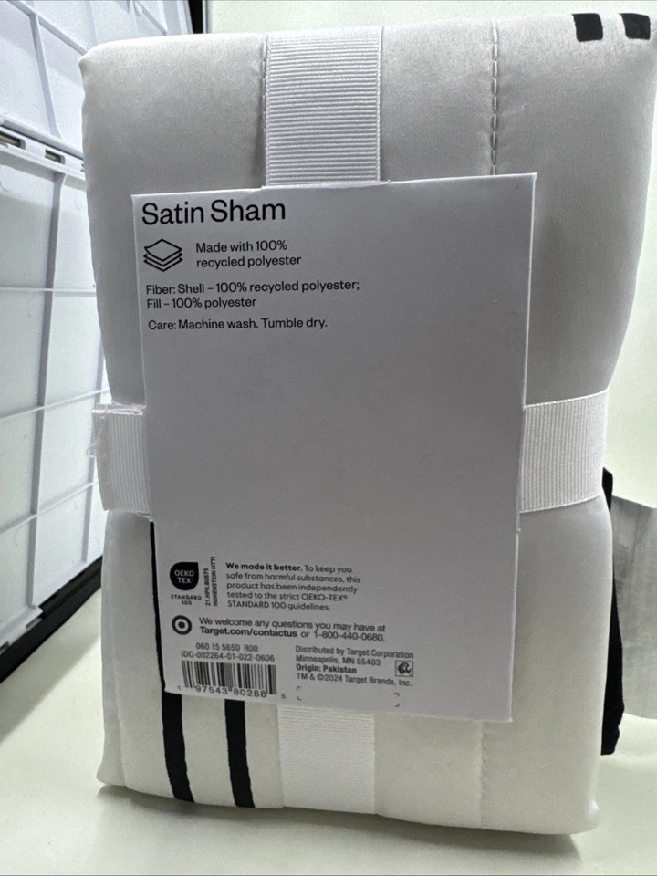 Room Essentials - Funda de almohada estándar satinada Foto 2 de 3