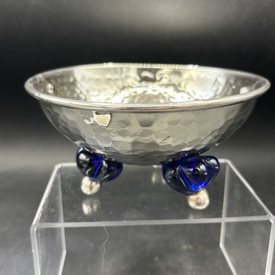 Gehämmert Silber Teller Schale 5'' d. Kobaltblau Glasbeine Kunsthandwerk Vintage