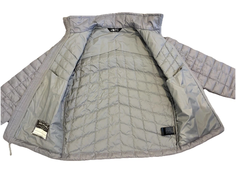 Chaqueta The North Face ThermoBall Eco Niños M (10/12) Gris Acolchada PrimaLoft Foto 3 de 4