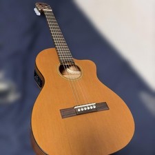 Guitarra de viaje electroacústica Córdoba