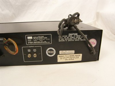 Sansui TU-217 Stereo Tuner AM / FM Radio - VG Condition Rack Mount