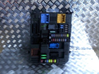 Citroen Berlingo Peugeot Partner 2018-2024 BSI Fusebox BCM 9830707680
