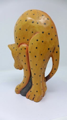 Indonesische/balinesische handgefertigte große Holzstatue gelb gepunktet Katze gewölbt - Bild 3 von 4