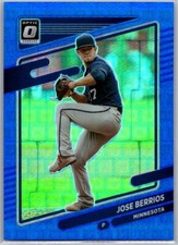 2021 Panini Donruss Optic Blue Pandora Prizm /99 Jose Berrios #169 Twins