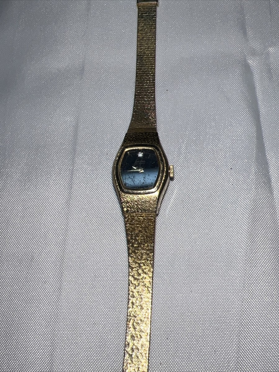 Vintage Seiko Quartz 2B20-5059 Diamond Black Face Gold Tone Vintage Seiko Quartz 2B20-5059 Diamond Black Face Gold Tone