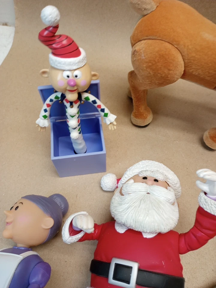 Playing Mantis Rudolph the Red-Nosed Reindeer The Island of Misfit Toys Huge Lot - Image 4 of 4
