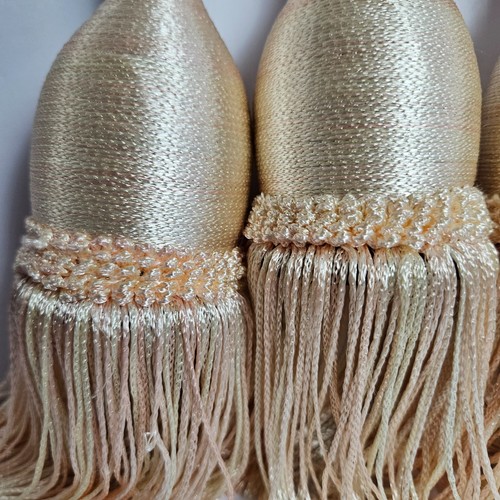 Elegant Pink & Cream Tassel Curtain Tiebacks - Set of 4 Vtg| 18" Long - Picture 9 of 9