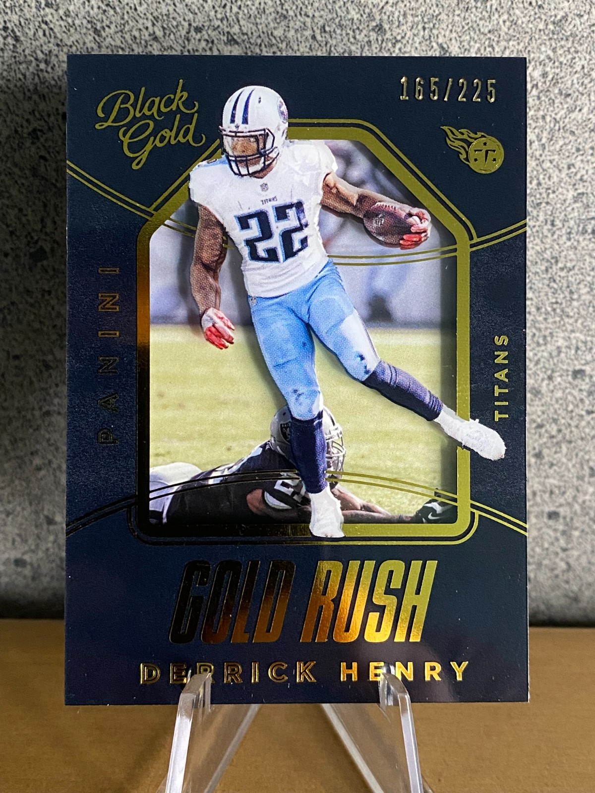 Derrick Henry Panini Black Gold Gold Rush #RU10 Holo Gold
