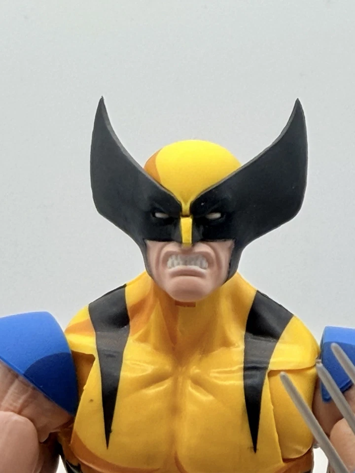 Hasbro Marvel Legends X-Men VHS CEL Sombreado Wolverine Suelto/Completo ¡IMPRESCINDIBLE! Foto 2 de 4