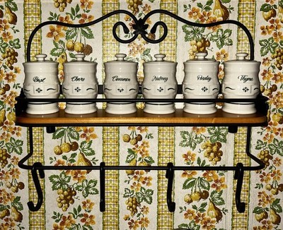 Longaberger WI Spice Rack+Hook Rack+4 Hooks+6 Green Heritage Pottery ...