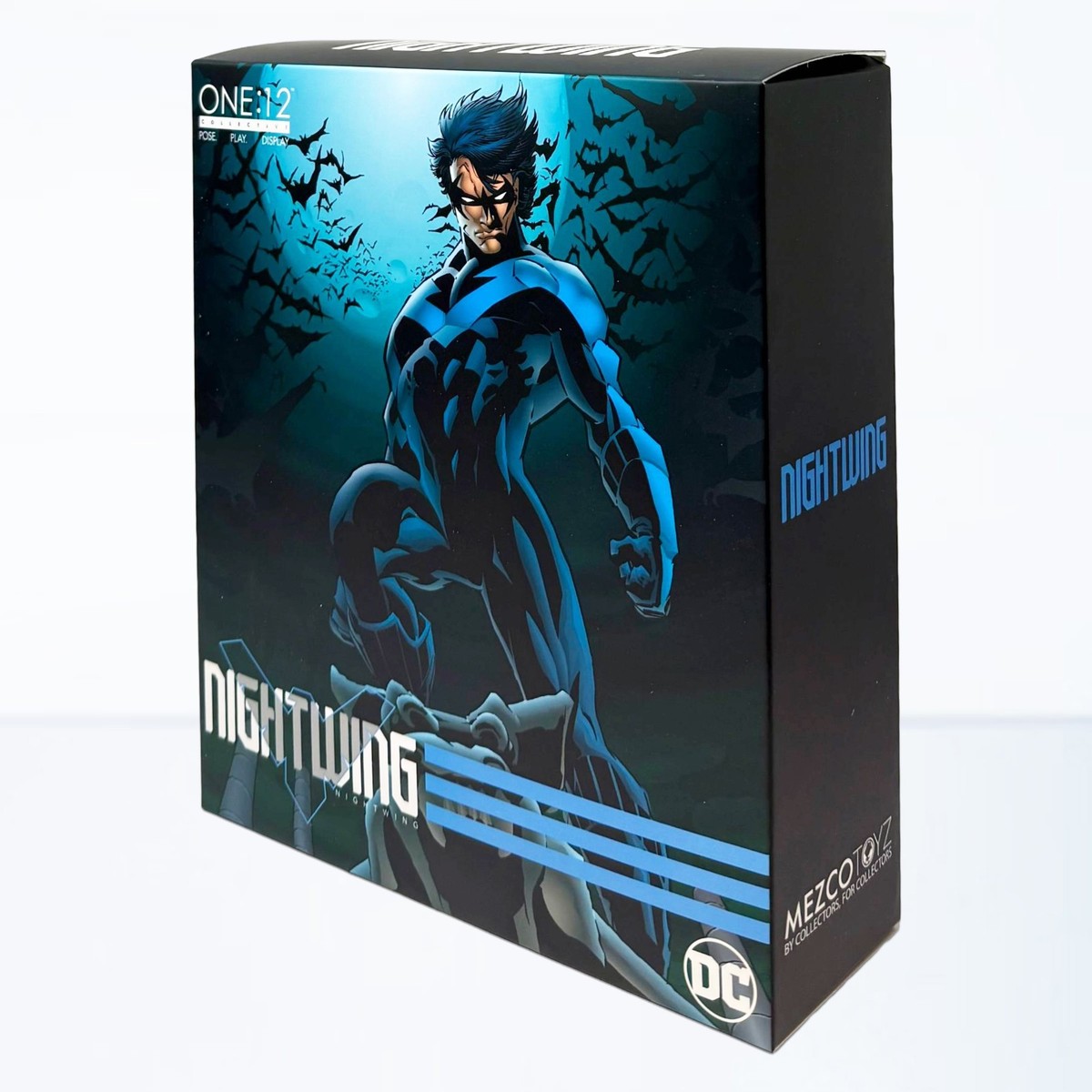 Mezco Toyz One:12 Collective DC Comics Nightwing Dick Grayson 1/12
