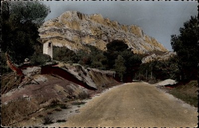 RPPC Road Aix En Provence Massif Sainte-Victoire vintage postcard z293