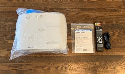 Epson Home Cinema 3200 4K LCD Projector (V11H961020) - White