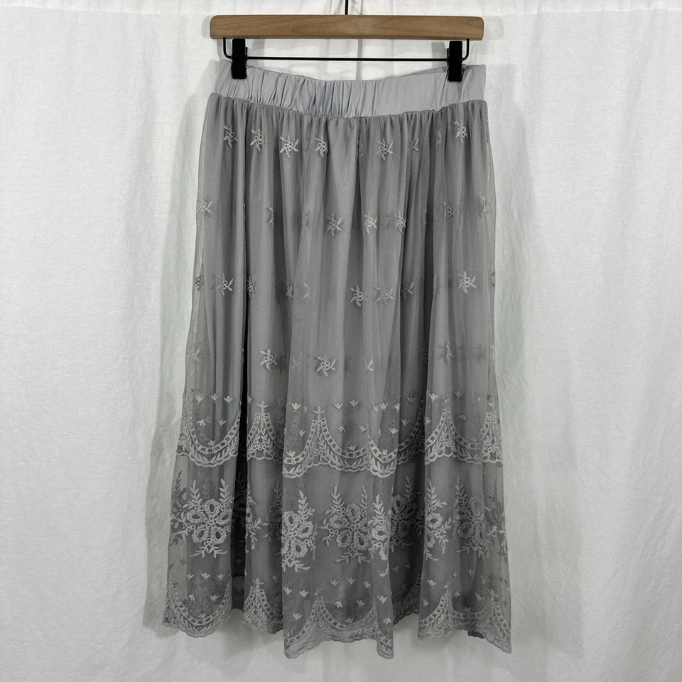 Indigo Soul 灰色蕾丝覆盖波西米亚弹性腰中裙女式 M 码 — 第 2/4 张图片