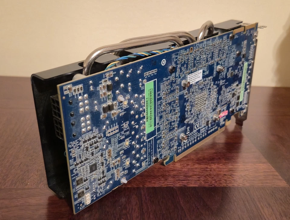 Sapphire ATI Radeon HD 4870 512M GDDR5 Dual DVI Video Card (P/N 288-10E85-030SA) - Image 3 of 4