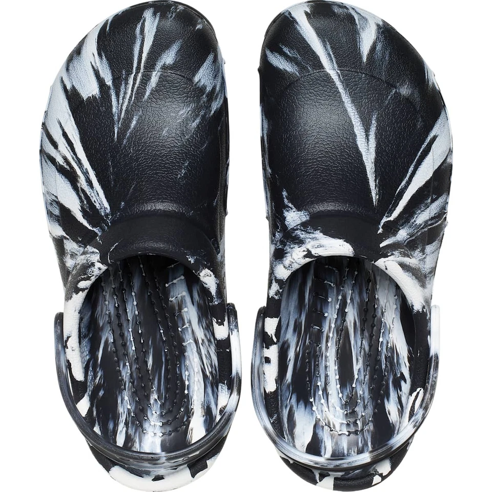 Zueco de trabajo Crocs Bistro mármol - antideslizante, fácil limpieza, uso en cocina Foto 3 de 4