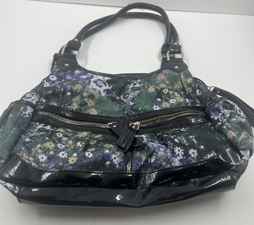 Sienna Ricchi Purse. no Logo-6 pockets. Double Strap. Magnetic Zip Closure