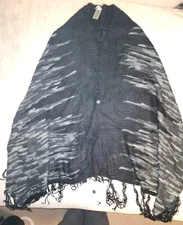 Lularoe Mimi Sweater Poncho Cape Shawl Wrap One Size O/S Black Charcoal Gray NWT