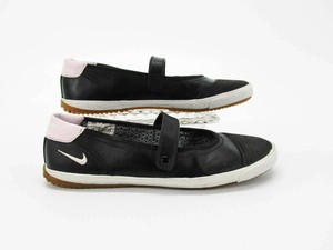 nike mary jane shoes