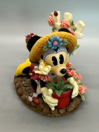 Enesco Mickey & Co - Gardeners Always Know The Best Dirt, Disney Minnie, Roses - Picture 2 of 12