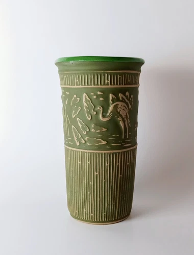 VTG 2004 Red Wing Pottery Collectors Society Brushed Stoneware Green Vase