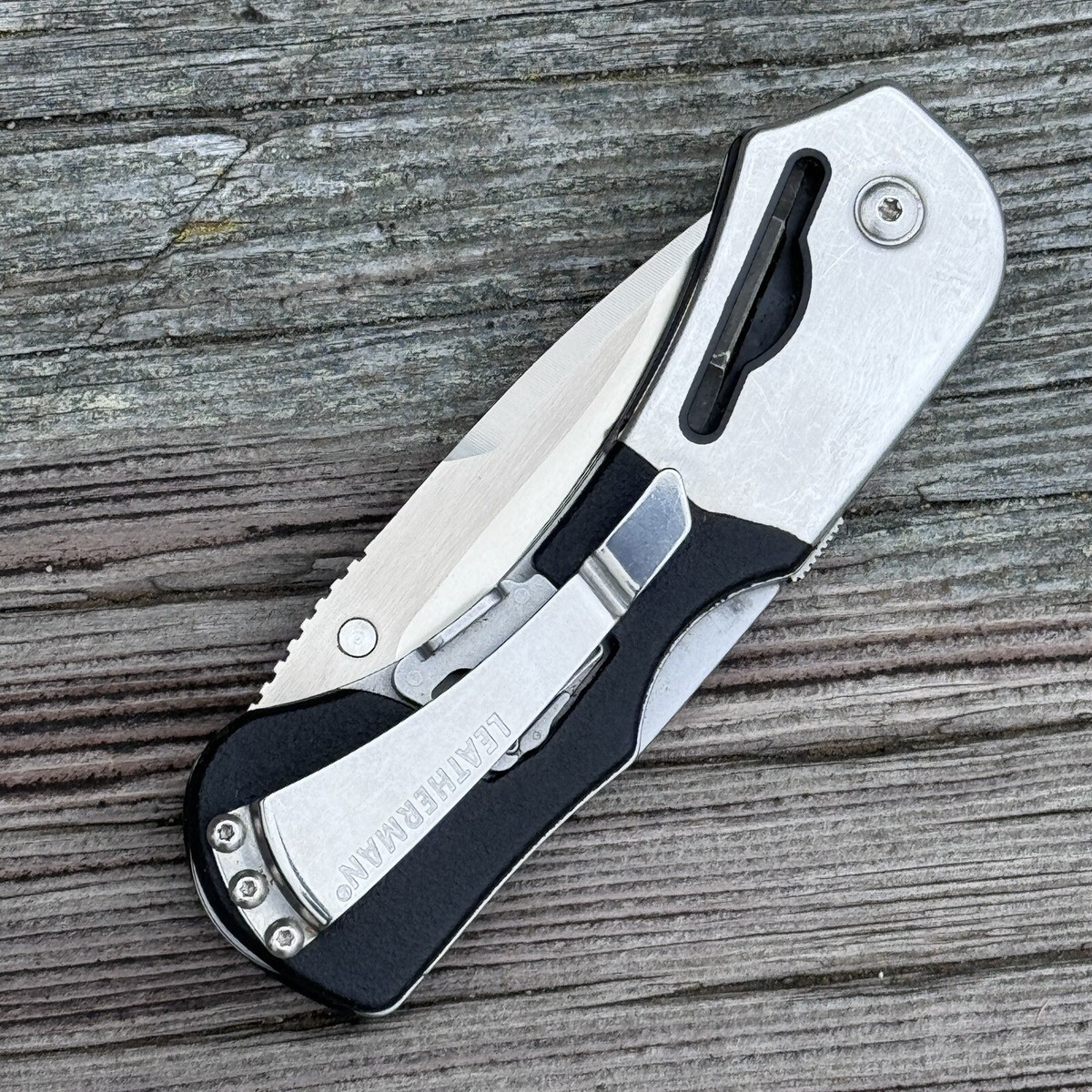 Leatherman E55B multitool (Expanse Series). Premium 154CM