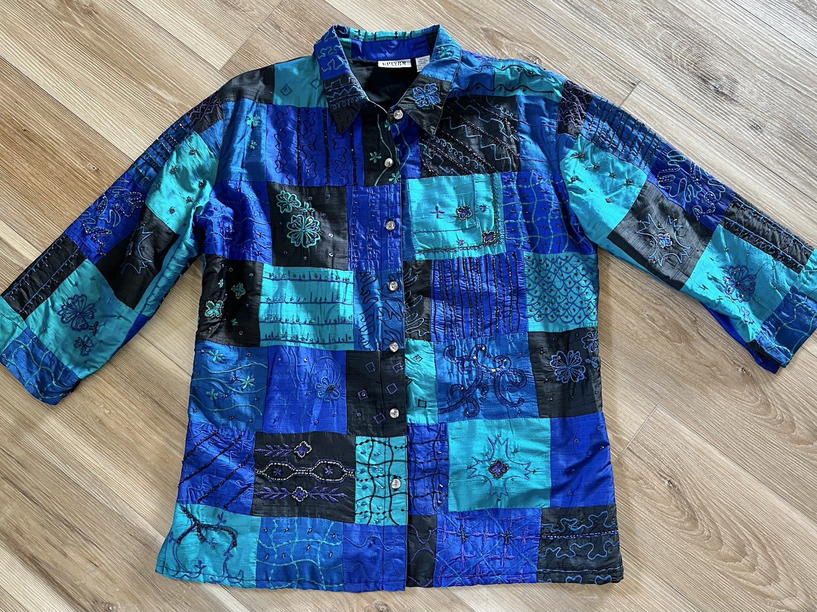 VTG 100% SILK Sequin Patchwork Jacket Shacket Emb… - image 1