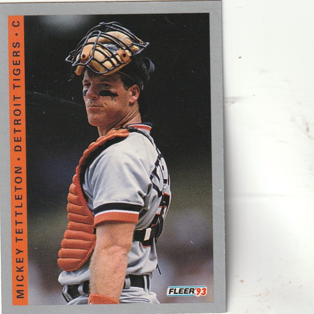 FREE SHIPPING-MINT-1993 Fleer Mickey Tettleton Detroit Tigers #234