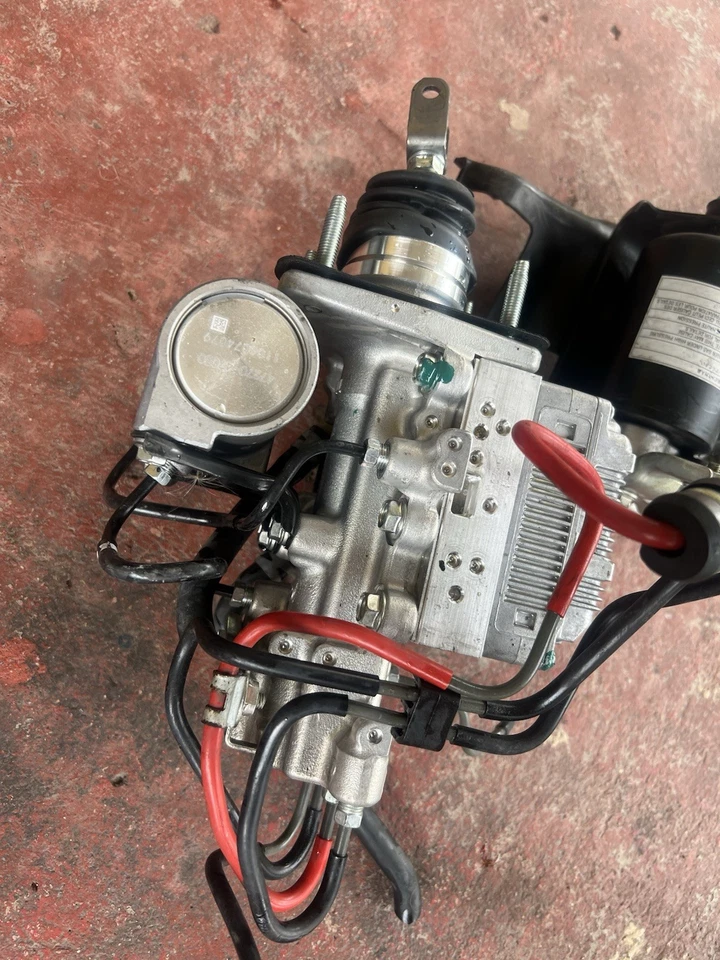 JUEGO DE BOMBA DE FRENO ABS HÍBRIDO OEM LEXUS HS250H SISTEMA ANTI BLOQUEO REFUERZO 2010-2012 Foto 3 de 4