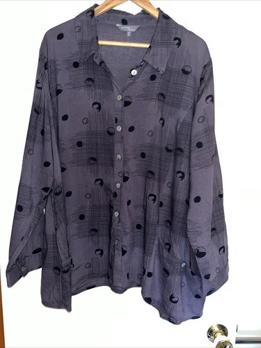 Yarra Trail 18 Shirt Blouse Dark Grey Pattern Button Front Pockets Button Front