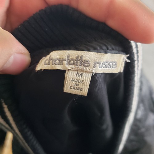 Chaqueta Charlotte Russe Mujer M Negra Bombardero Universitario Manga Larga Cremallera Cuero Sintético - Imagen 8 de 11