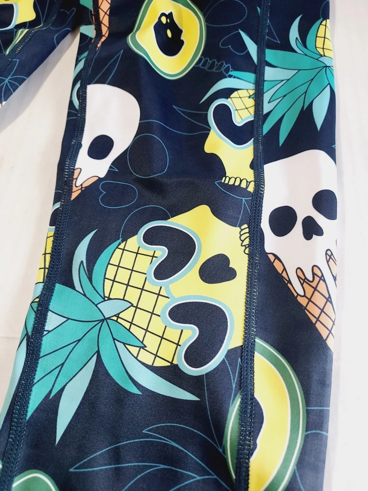 constantly-varied-gear capri ice cream skulls squats approved leggings