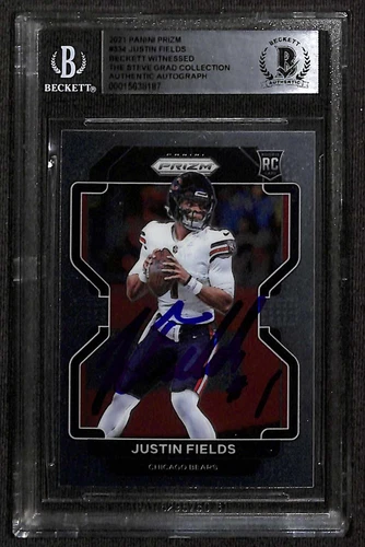 Justin Fields Chicago Bears 2021 Panini Prizm #334 Signed Card BECKETT Witnessed